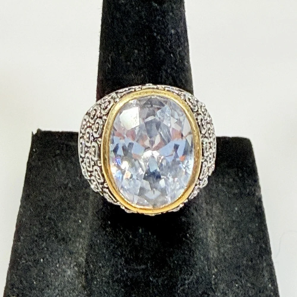 Vintage CZ Statement Ring Two Tone Silver tone & Gold Plated Size 6.5